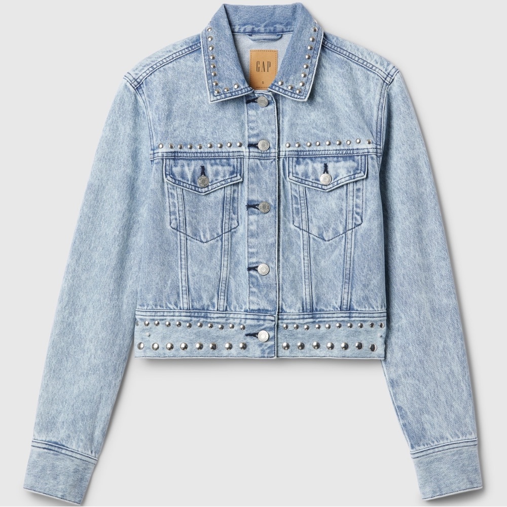 NWT Cropped Icon Studded Denim Jacket GAP